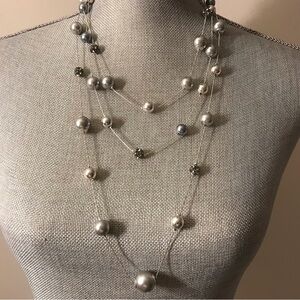 NWT Ann Taylor  Grey/Silver/Rhinestone ball Necklace